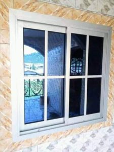 fenêtre sur mesure à Zicavo